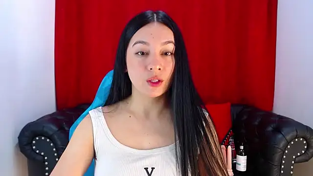 Snapshot of Lila_Pinky chatting on March 2025 02:25:02 PM Lila Pinky online show from March 2025 02:25:02 PM