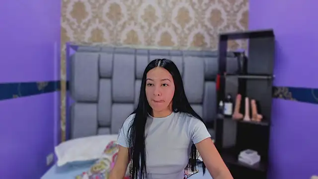 Snapshot of Lila_Pinky chatting on October 2025 12:16:01 PM Lila Pinky online show from October 2025 12:16:01 PM