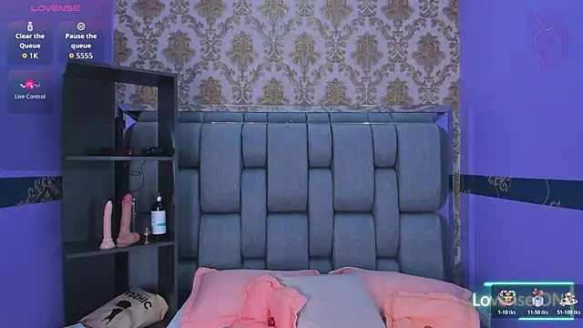 Snapshot of Lila_Pinky chatting on November 2025 01:00:02 PM Lila Pinky online show from November 2025 01:00:02 PM