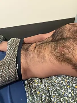 Snapshot of cubgay4u chatting on February 2026 01:10:01 PM cubgay4u online show from February 2026 01:10:01 PM