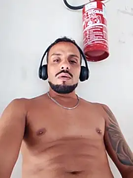 CasadoFavella online show from April 2026 03:09:01 PM