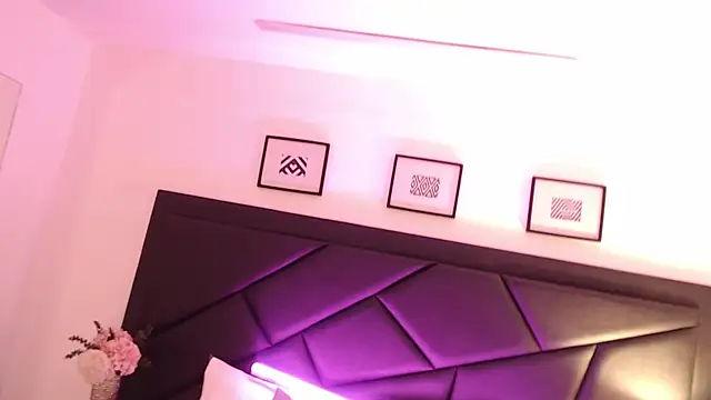 KattyPortman online show from December 2024 04:42:02 AM