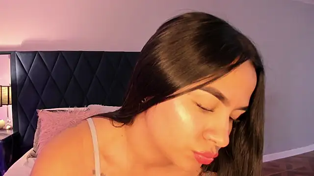 KattyPortman online show from January 2025 05:21:01 AM