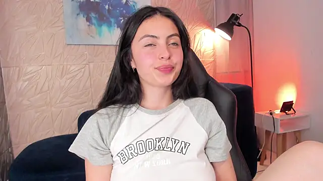 magic fernanda online show from December 2024 01:01:02 AM