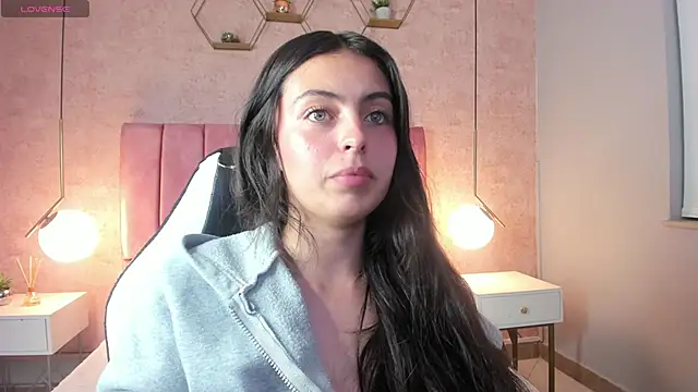 magic fernanda online show from February 2025 11:52:01 PM