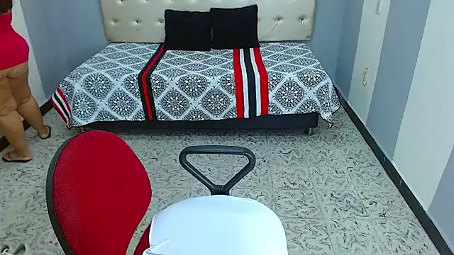 Hazel donna online show from February 2025 09:37:01 AM