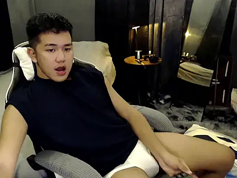 xgregor07 online show from October 2025 03:21:02 PM