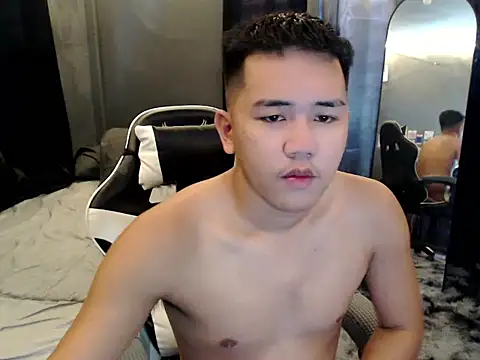 xgregor07 online show from October 2025 04:57:01 AM