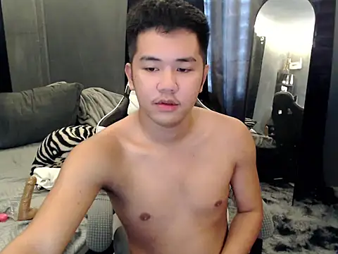 xgregor07 online show from November 2025 03:52:02 AM