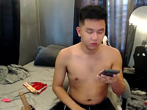 xgregor07 online show from November 2025 03:51:02 AM