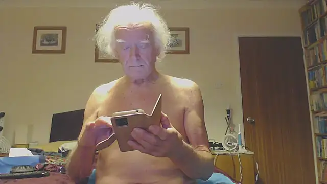 WaverlyKernow online show from January 2025 08:05:01 AM