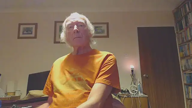 WaverlyKernow online show from January 2025 08:36:01 AM