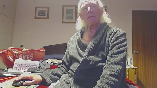 WaverlyKernow online show from September 2025 08:20:01 PM