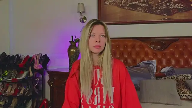 Real Tini online show from February 2026 07:09:02 AM