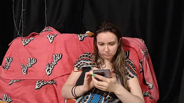Snapshot of Milana69 chatting on May 2026 07:44:02 PM Milana69 online show from May 2026 07:44:02 PM