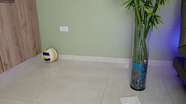 were-Naughty online show from January 2025 08:01:02 PM