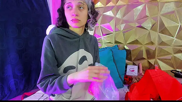 neeko princes online show from January 2025 06:13:02 PM