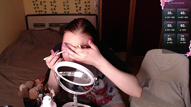 Emma and Tyller online show from March 2025 06:34:01 PM