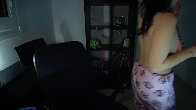 Windy butterfly online show from November 2025 06:53:02 PM