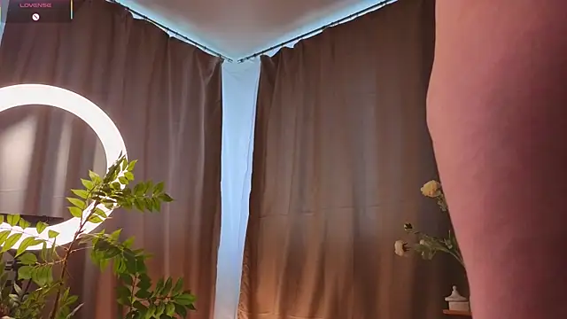 SoniaScott online show from April 2026 02:51:01 AM