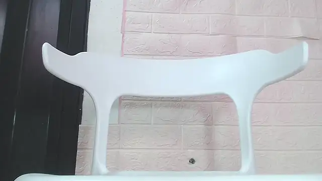 Naughty Little7 online show from February 2025 01:52:01 PM