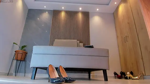 Katherinlevinee1 online show from December 2024 10:44:02 PM