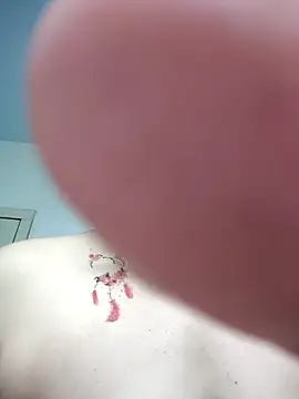 Snapshot of zhenzhen521 chatting on March 2025 04:18:01 PM zhenzhen521 online show from March 2025 04:18:01 PM