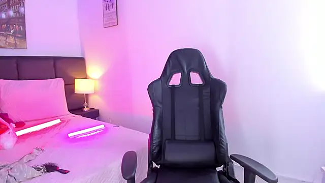 Megan Miles02 online show from March 2025 06:05:02 AM