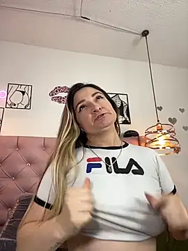 antonella87 online show from September 2025 10:44:02 PM