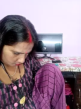 reemacouple007 online show from February 2026 06:40:02 AM