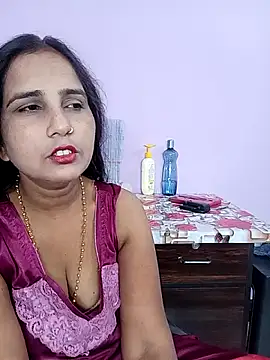 reemacouple007 online show from April 2026 07:50:02 AM