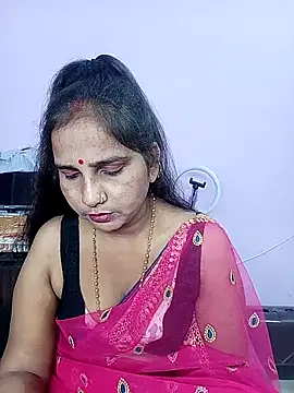 reemacouple007 online show from April 2026 08:06:01 PM