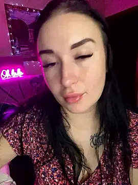 Roxana Bell online show from December 2024 08:29:01 PM