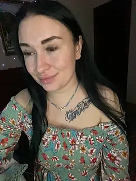 Roxana Bell online show from January 2025 08:50:01 PM