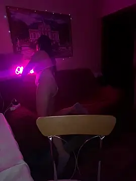 Roxana Bell online show from January 2025 05:33:01 PM