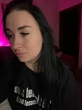 Roxana Bell online show from February 2025 08:13:02 PM