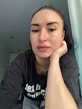 Roxana Bell online show from May 2026 11:29:01 AM