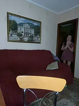 Snapshot of Roxana_Bell chatting on June 2026 04:11:02 PM Roxana Bell online show from June 2026 04:11:02 PM