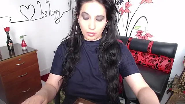 Roxanne Ssummers online show from January 2025 08:18:02 PM