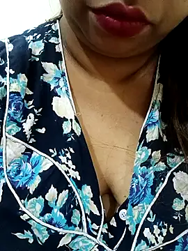 Ravina patil1 online show from December 2025 02:56:02 PM