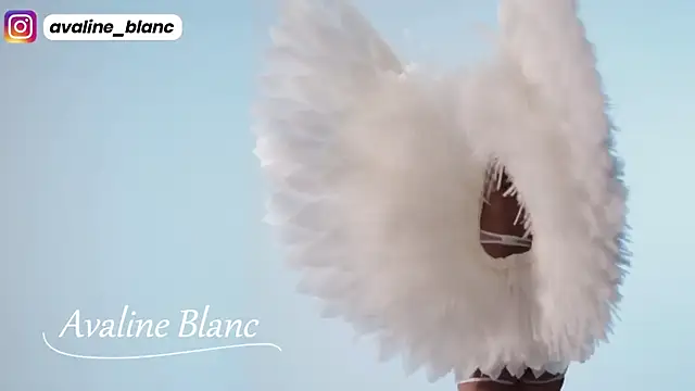 Avaline Blancx online show from February 2025 11:30:01 PM