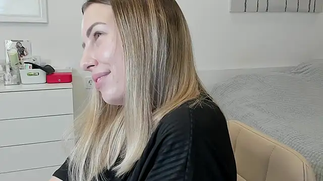 Mia shy1 online show from January 2025 09:54:02 AM