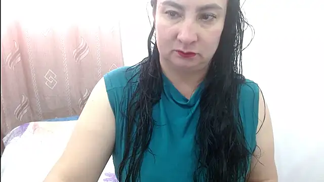 Snapshot of Ashyle chatting on July 2026 06:35:01 PM Ashyle online show from July 2026 06:35:01 PM