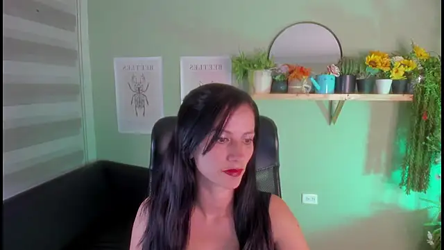 Aliiz 01 online show from January 2025 02:49:02 AM