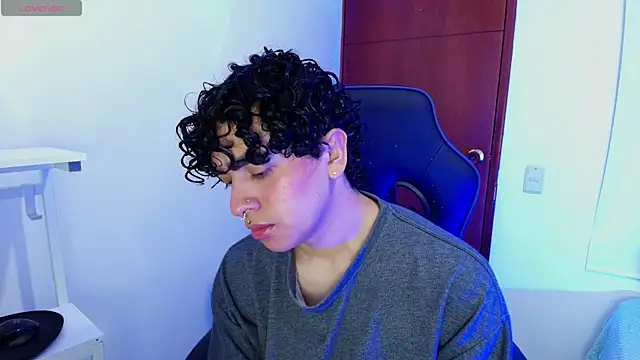  nickconnor01 online show from March 2025 05:31:01 PM