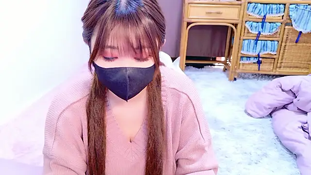 Megu Melon online show from November 2025 02:33:01 AM