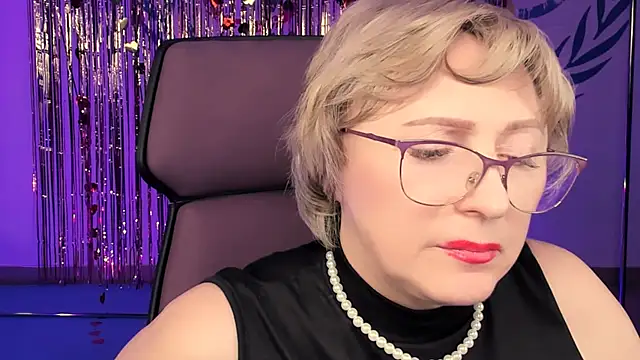 sugar vivien online show from February 2025 12:19:01 PM