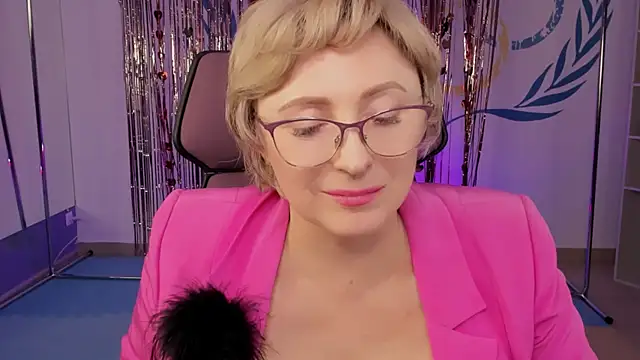 sugar vivien online show from February 2025 06:21:02 PM