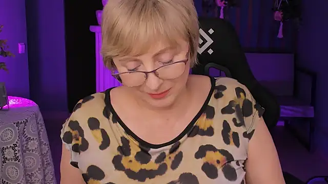 sugar vivien online show from March 2025 09:13:02 PM