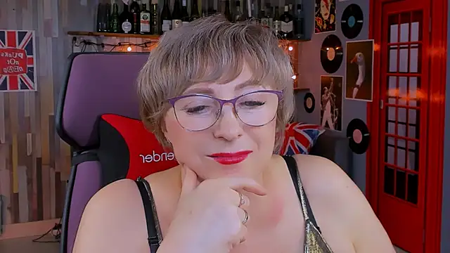 sugar vivien online show from October 2025 01:32:01 PM